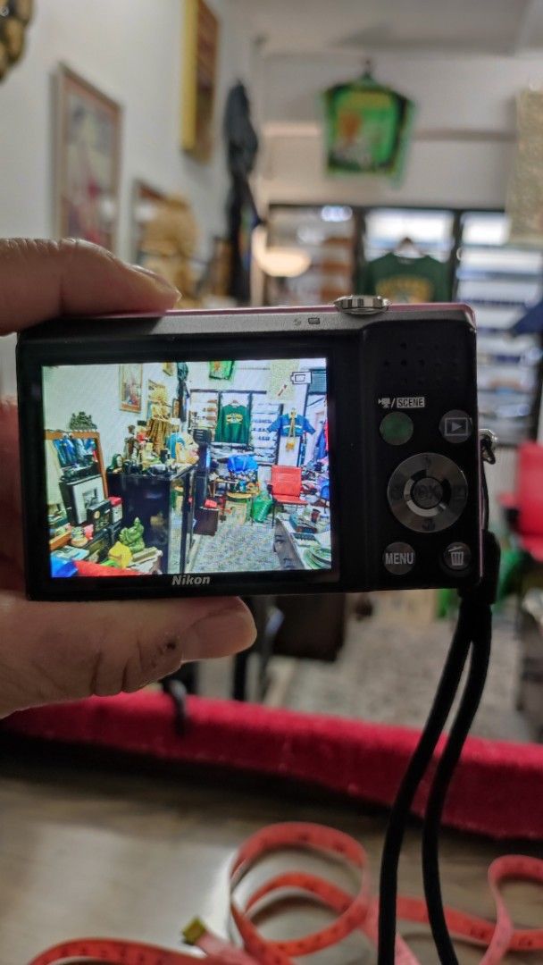 Nikon Coolpix S570